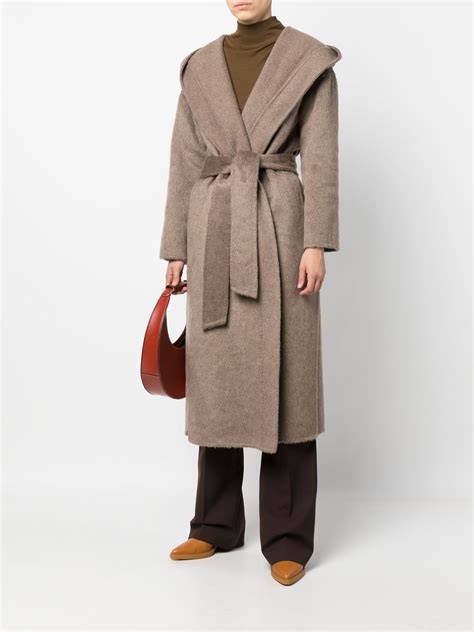 colombo cashmere coat.